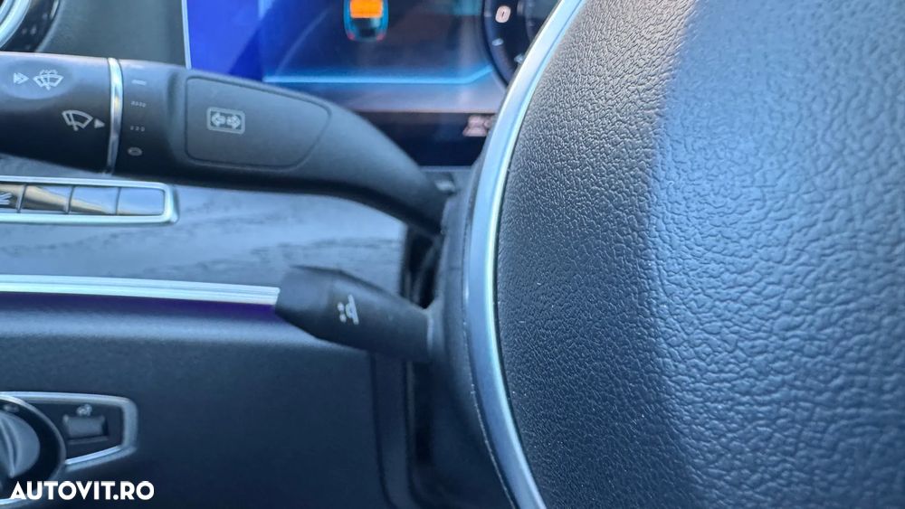 Mercedes-Benz E 300 Aut. - 17