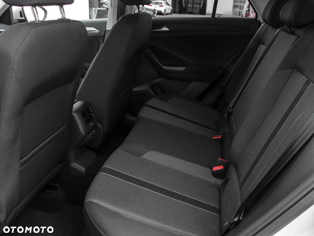 Volkswagen T-Roc 1.0 TSI Life - 11