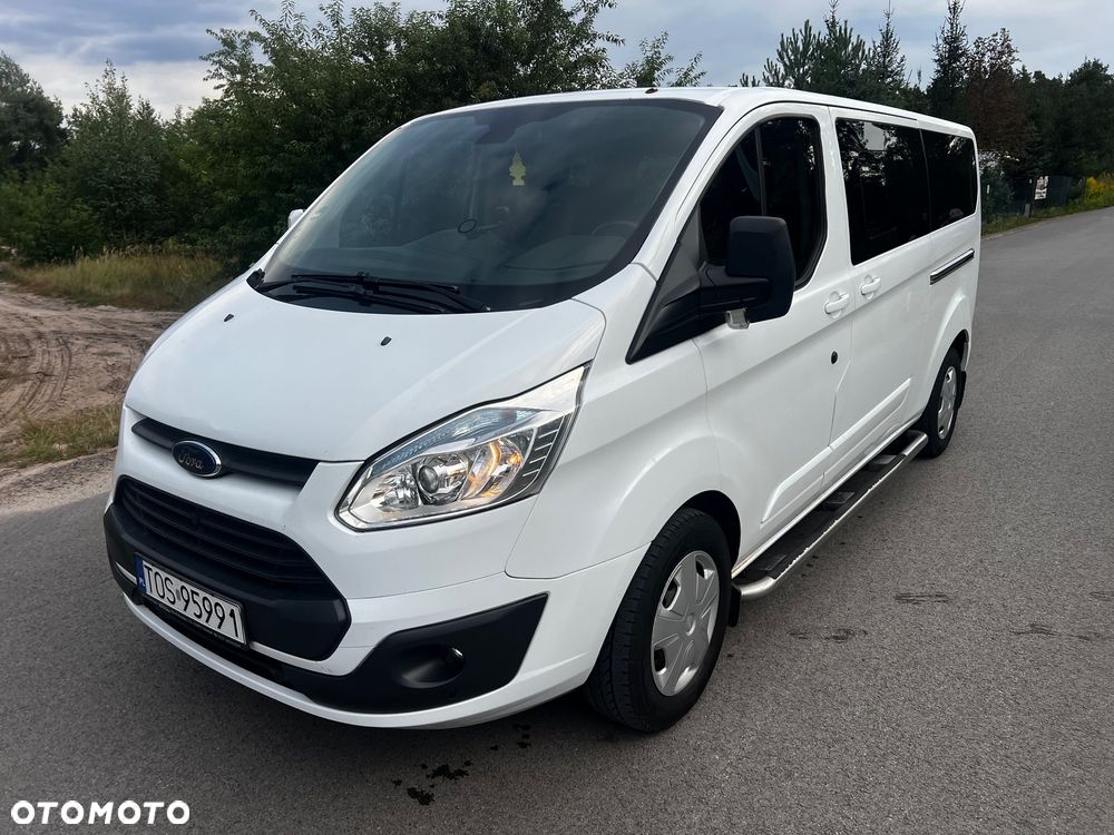 Ford Tourneo Custom - 2