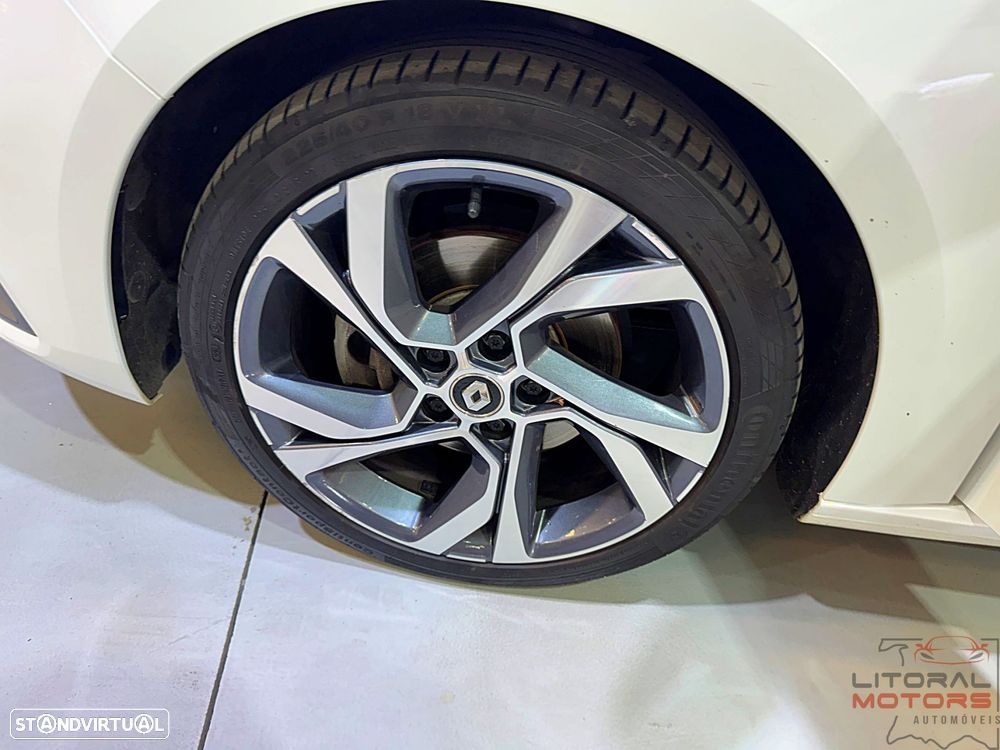Renault Mégane Sport Tourer 1.6 E-Tech Plug-In Hybrid R.S. Line - 13