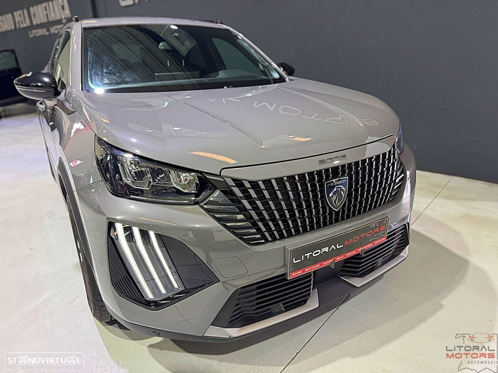 Peugeot 2008 1.2 PureTech Allure - 3