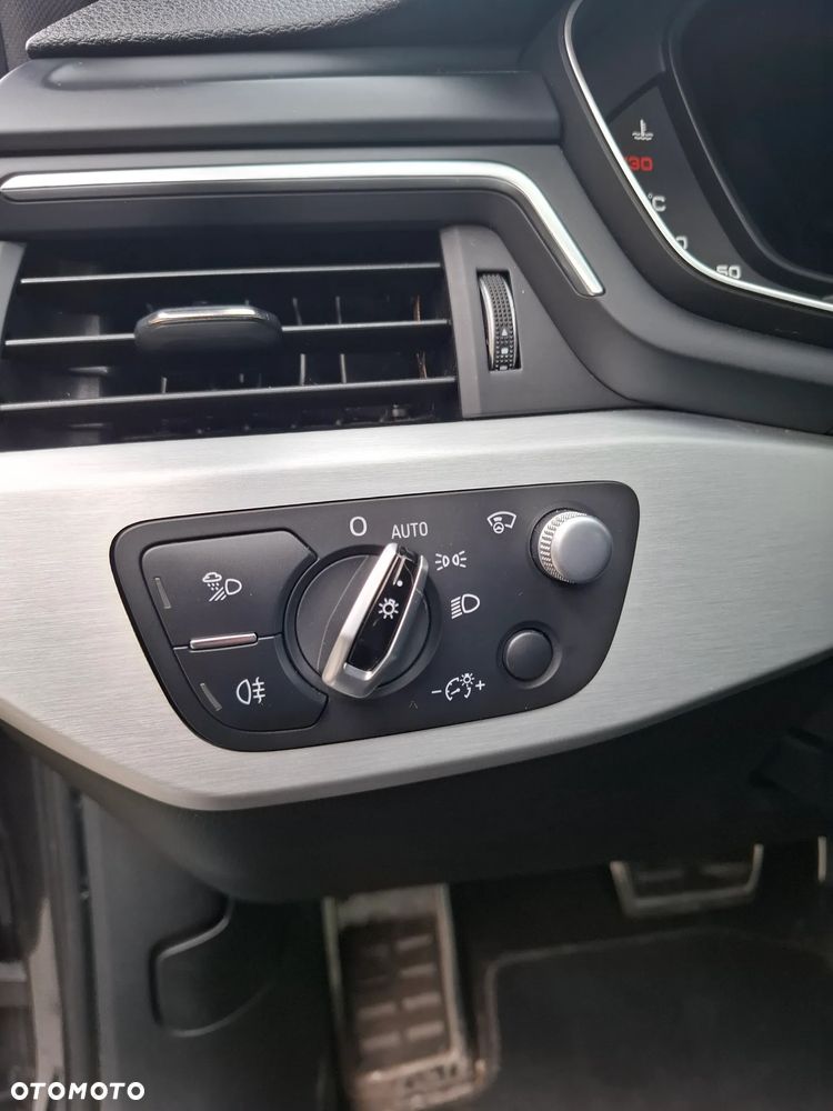 Audi A4 Avant 2.0 TDI S tronic quattro - 6