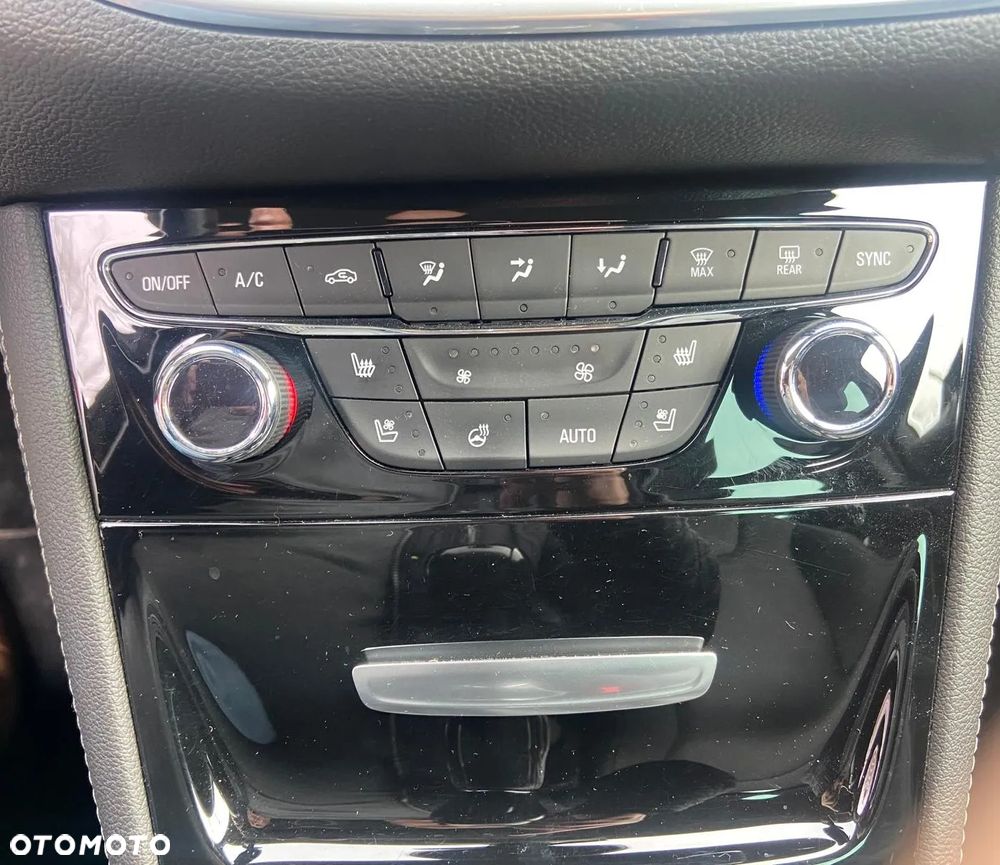 Opel Astra 1.6 BiTrb D (CDTI) Start/Stop Innovation - 20