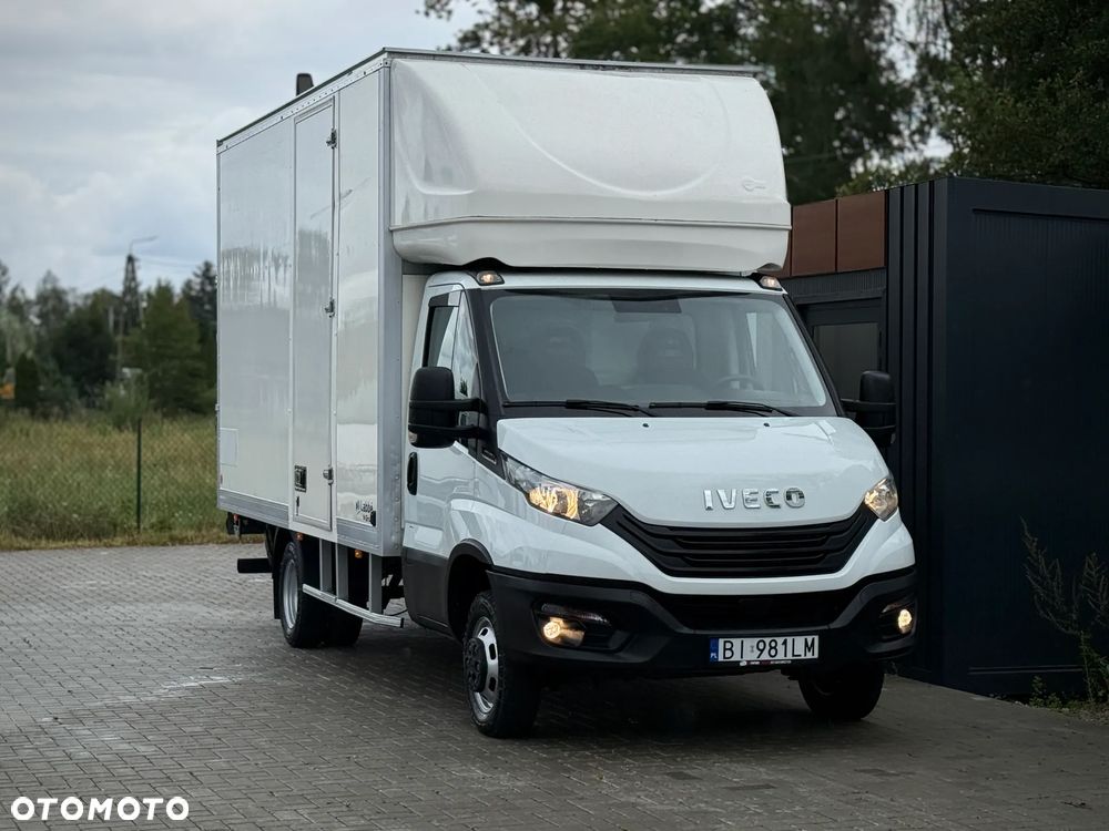 Iveco Daily 35C18 3.0 HPI 180KM / 2023 Rok Produkcji / Kontener 4,7m + Winda 750KG / Automat Hi-Matic / ZAREJESTROWANY W PL - 3