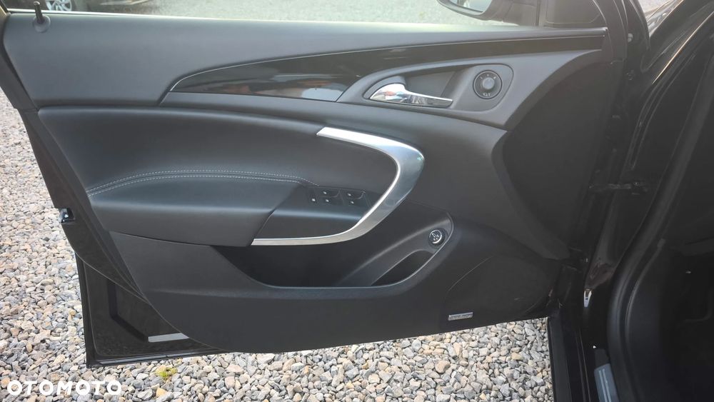 Opel Insignia 2.0 Turbo Innovation - 15