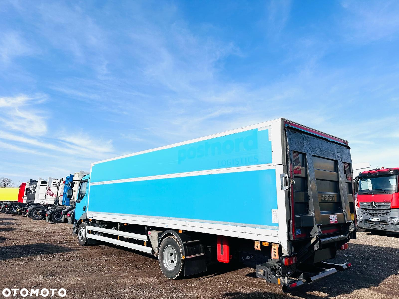 Volvo FL 240 EEV / REGULACJĄ WYSOKOŚCI SKRZYNI / WINDA ZEPRO - 10