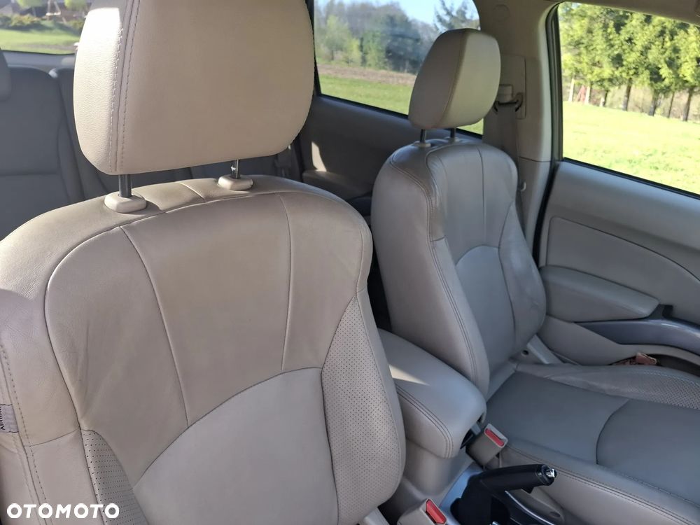 Mitsubishi Outlander 2.0 DID Instyle - 8