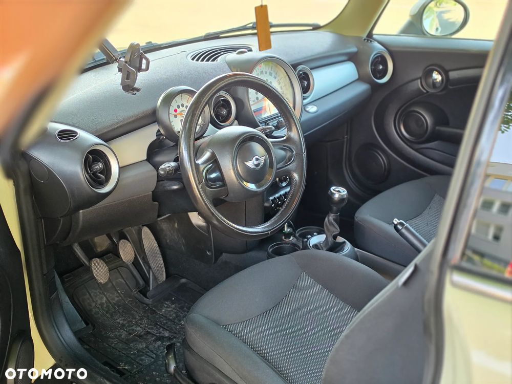MINI Cooper - 9