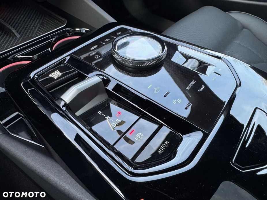 BMW Seria 5 520d xDrive mHEV M Sport - 13