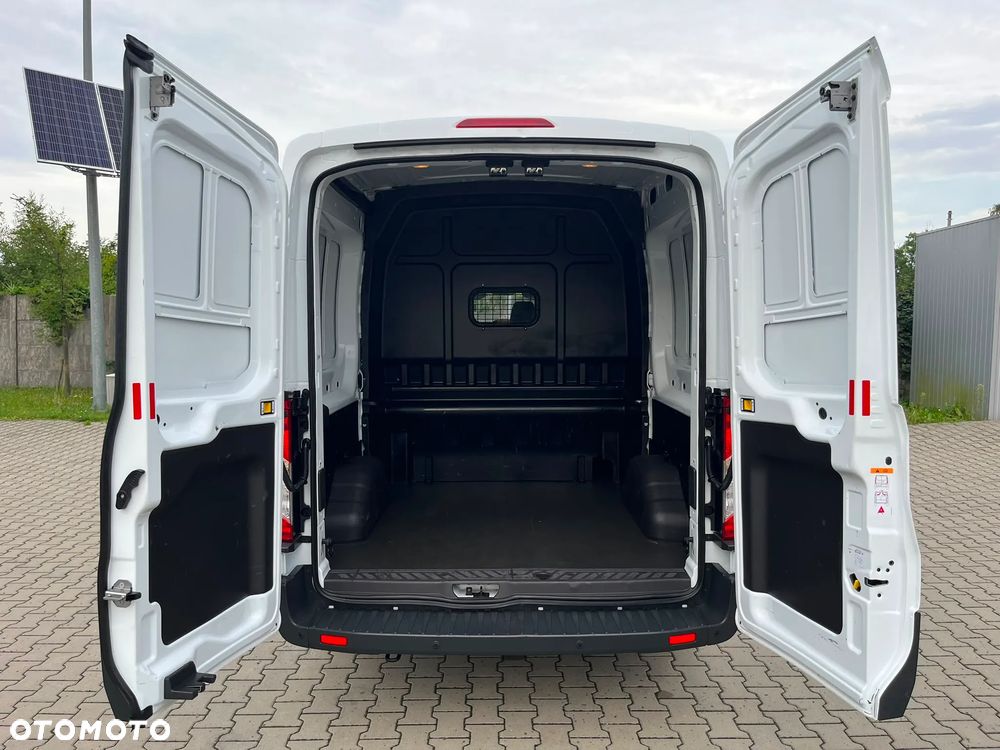 Ford Transit L2H2 Pkw VA Basis - 36