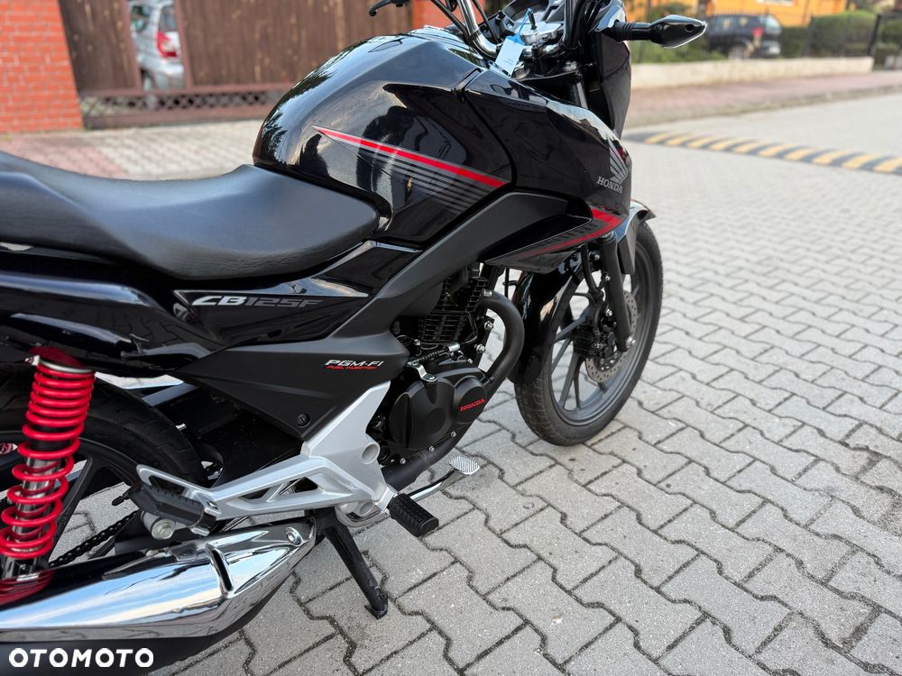 Honda CB - 11