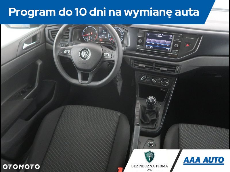 Volkswagen Polo - 8