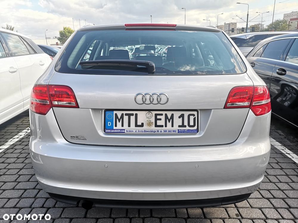 Audi A3 Sportback 1.2 TFSI Ambiente - 4