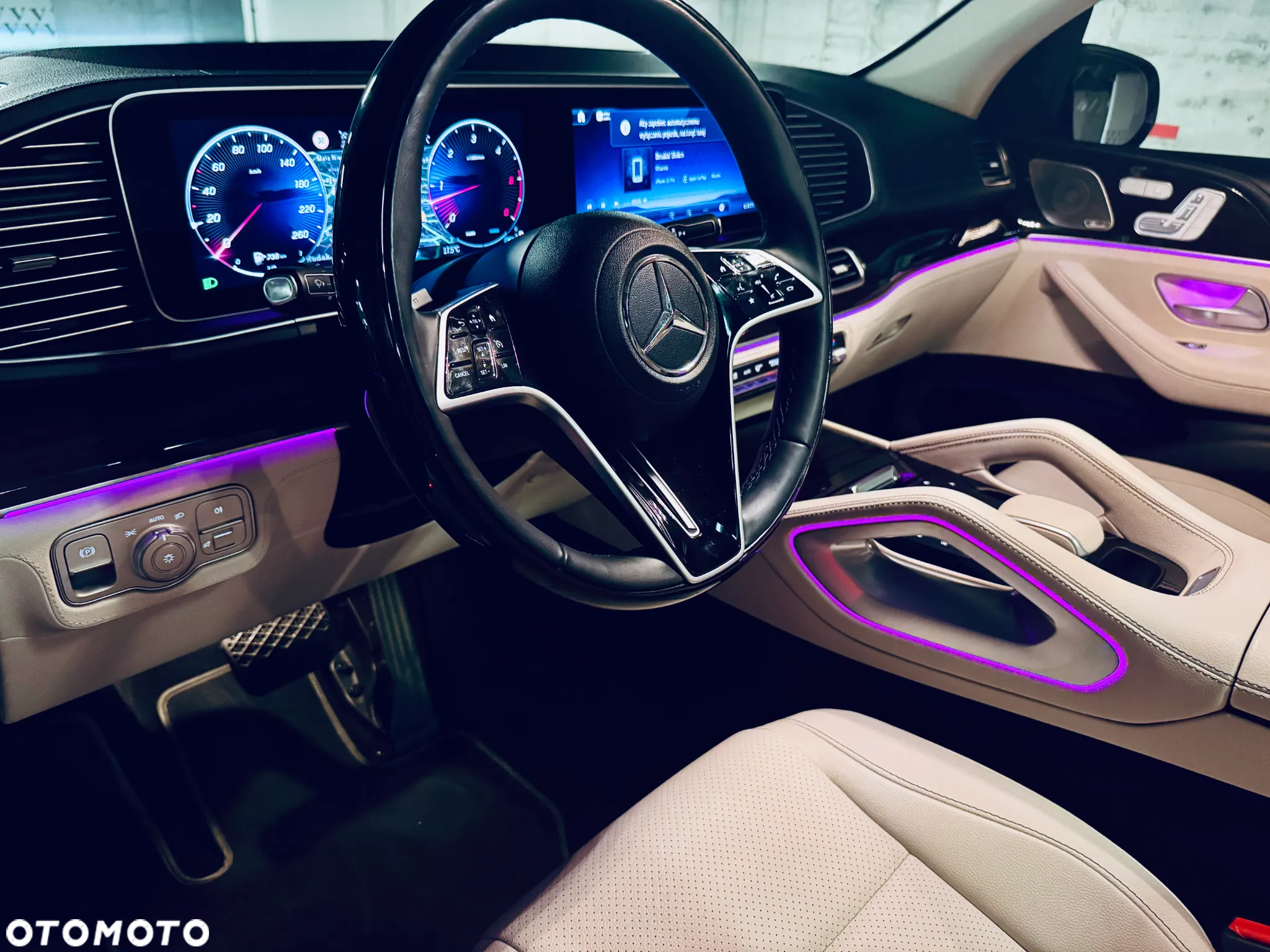 Mercedes-Benz GLE - 15