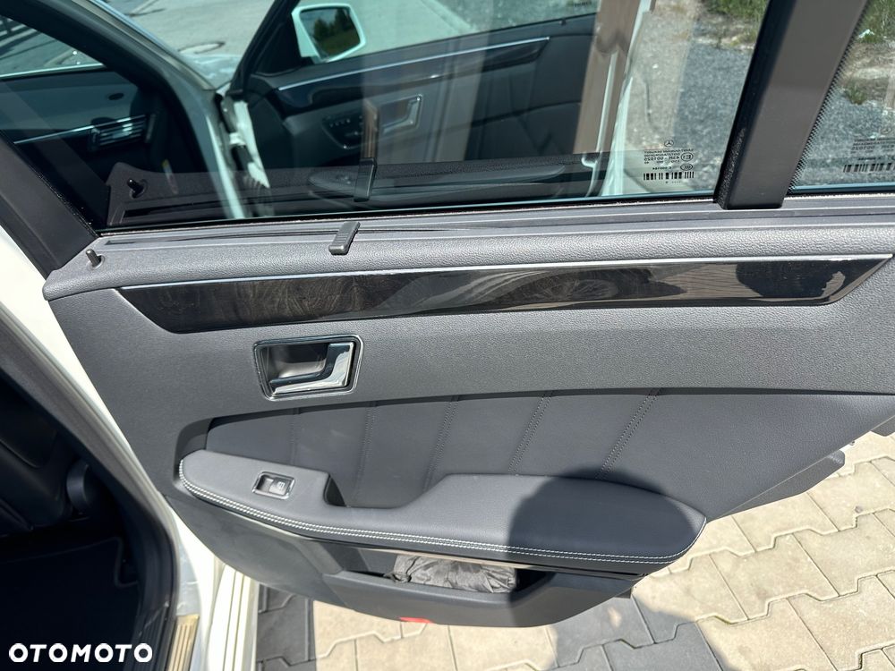 Mercedes-Benz Klasa E 350 7G-TRONIC Avantgarde - 14