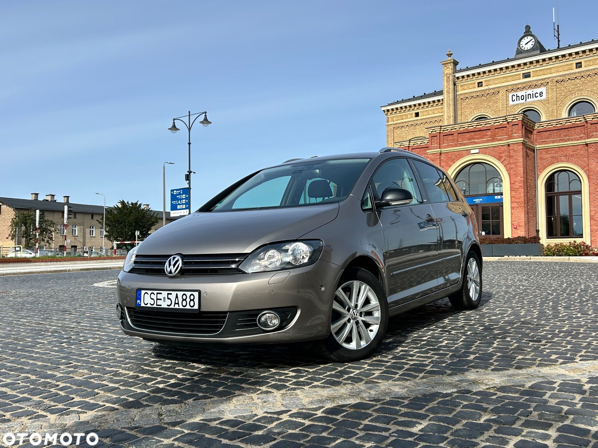 Volkswagen Golf Plus 1.6 TDI Highline DSG - 1