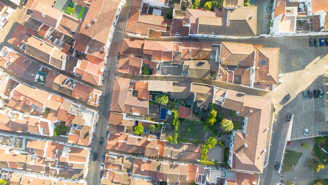 Prédio para Investimento no Centro Histórico de Évora - Grande imagem: 4/52