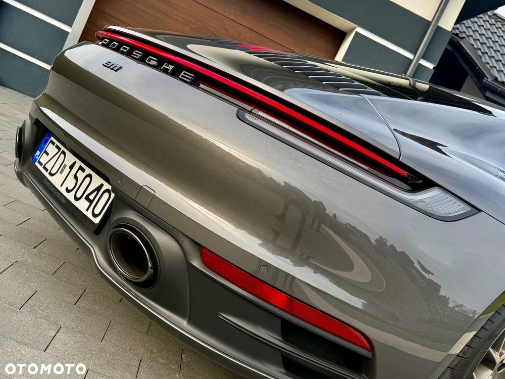 Porsche 911 Carrera 4S - 6