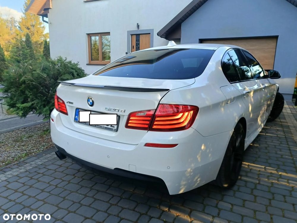 BMW Seria 5 520d xDrive M Sport sport - 22