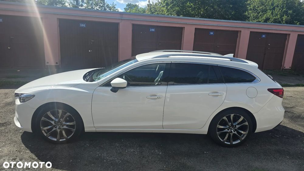 Mazda 6 2.2 D Skypassion I-ELoop 4x4 - 6