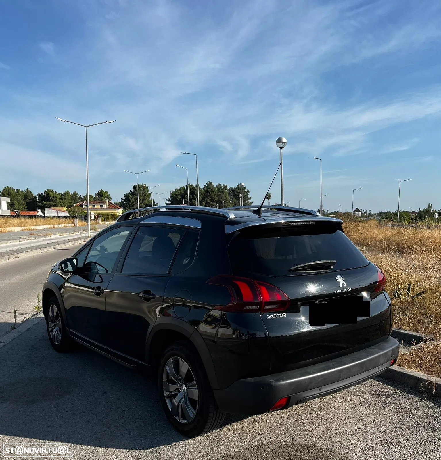 Peugeot 2008 1.2 PureTech Signature - 11