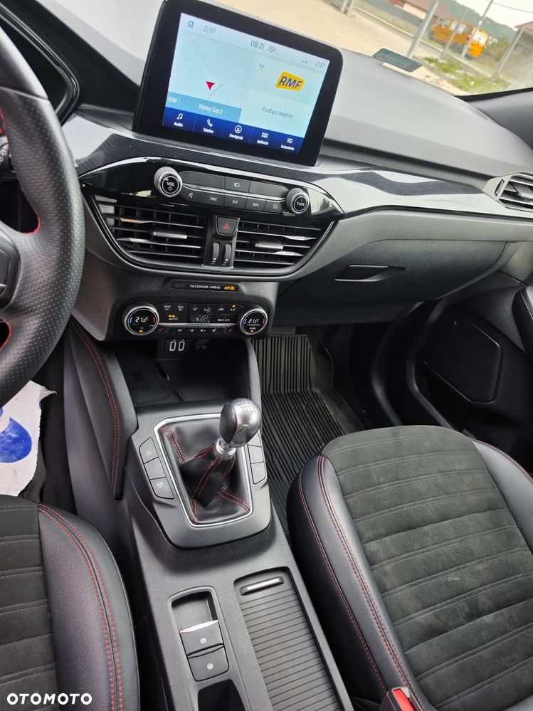 Ford Kuga 1.5 EcoBoost FWD ST-Line - 6