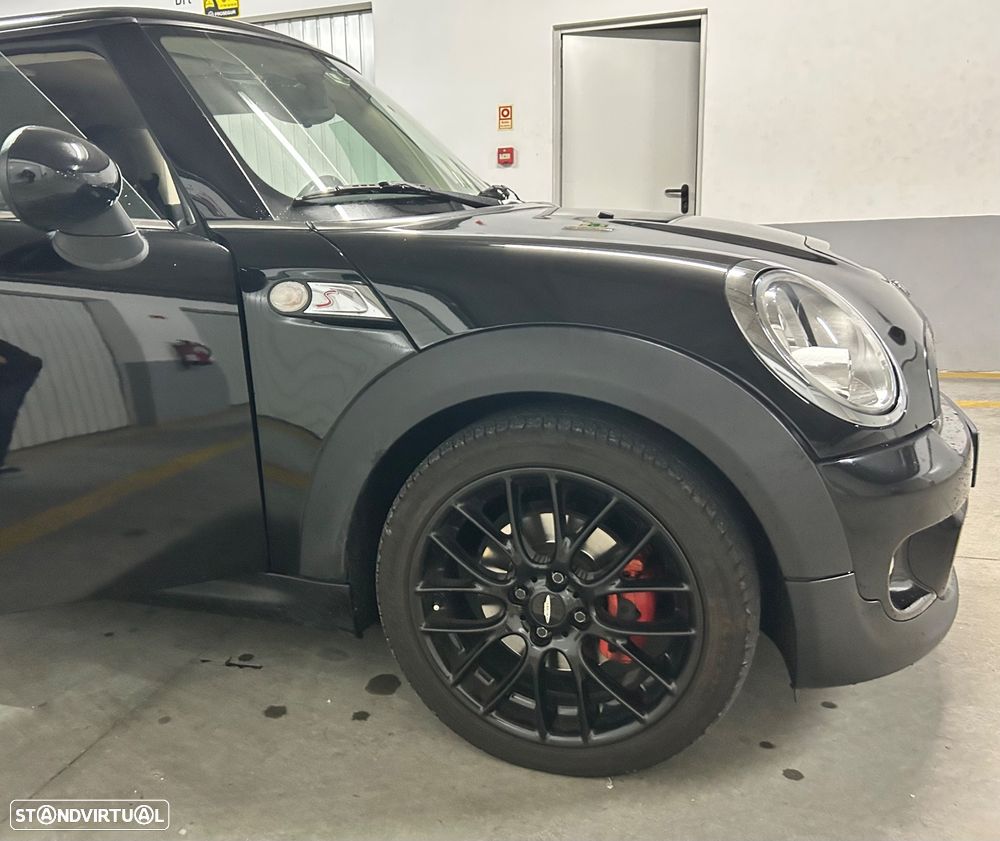 MINI 3 Portas One D - 15