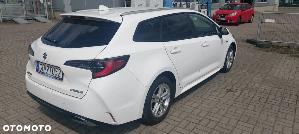 Suzuki Swace 1.8 Hybrid Premium Plus CVT - 3