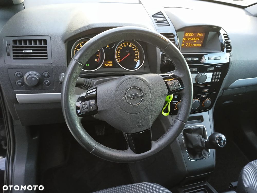 Opel Zafira 1.6 Enjoy - 10