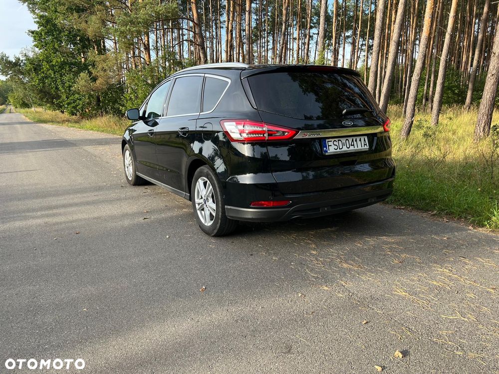 Ford S-Max - 10