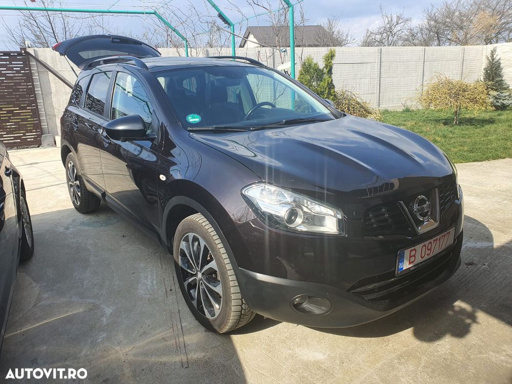 Nissan Qashqai 2.0 DCI 4 x 4 DPF Aut tekna - 1