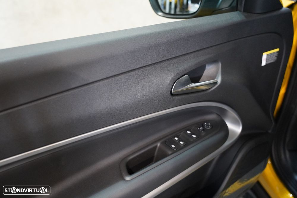 Jeep Avenger 54 kWh Summit - 33