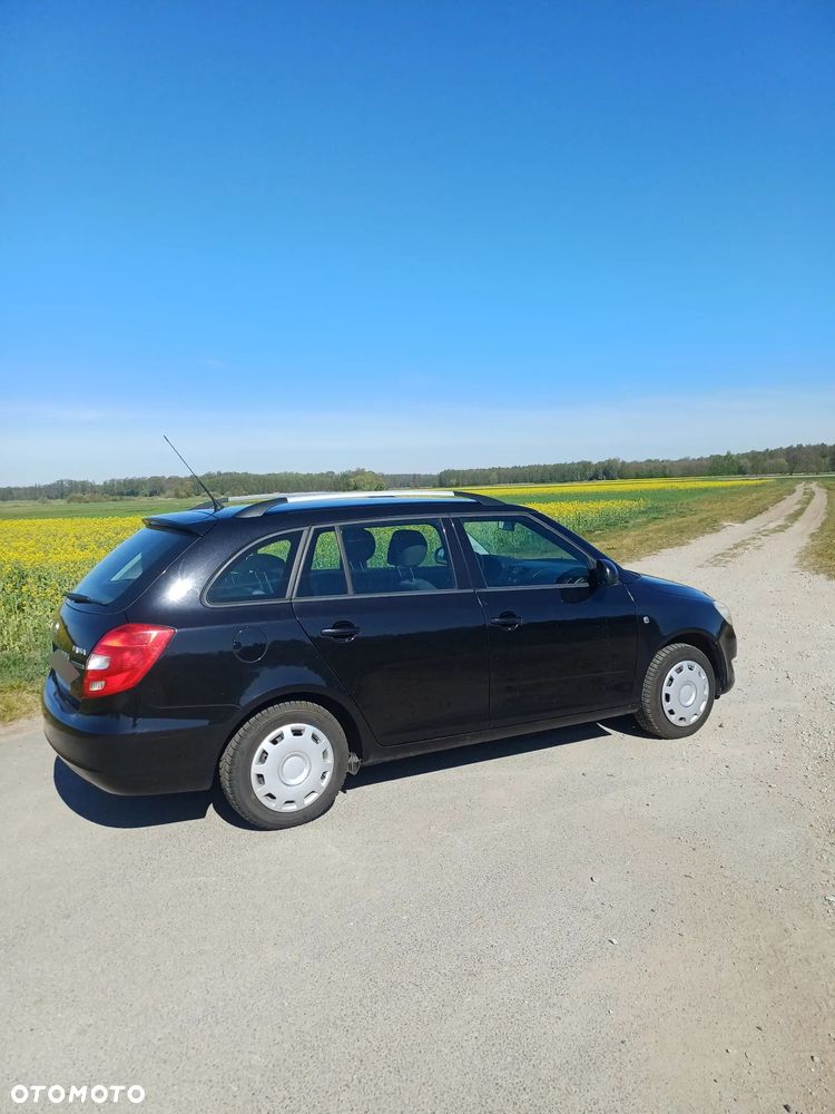 Skoda Fabia - 4