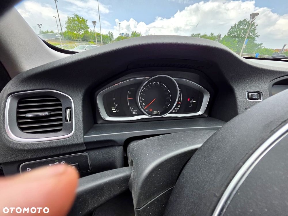 Volvo V60 D4 Summum - 6