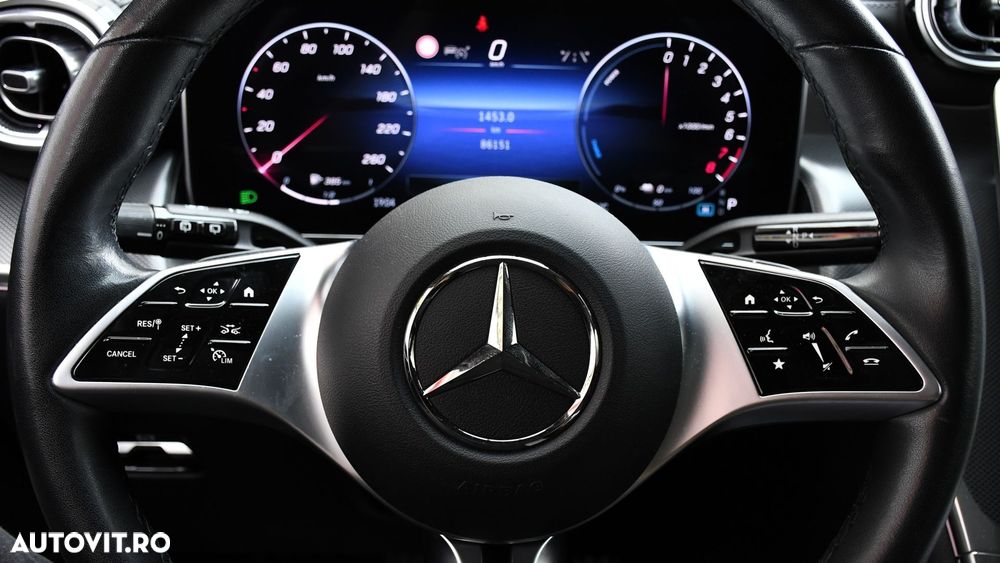 Mercedes-Benz GLC 300 e 4Matic 9G-TRONIC Edition Avantgarde - 23