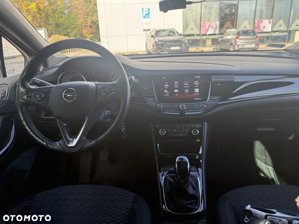 Opel Astra - 8