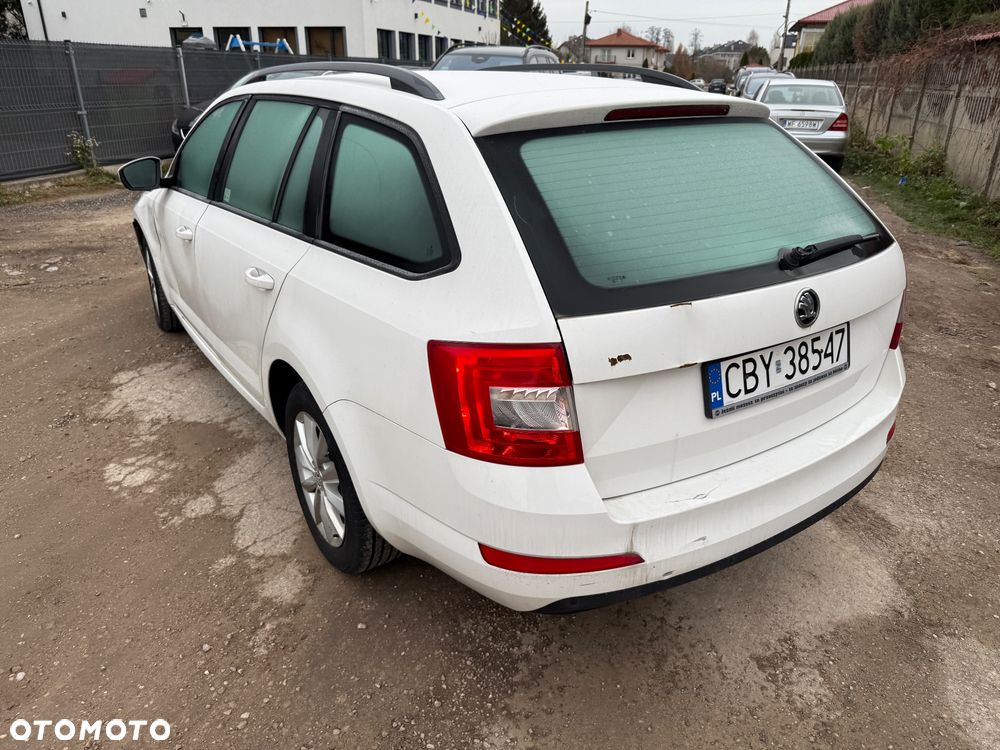 Skoda Octavia 1.6 TDI Ambition - 11