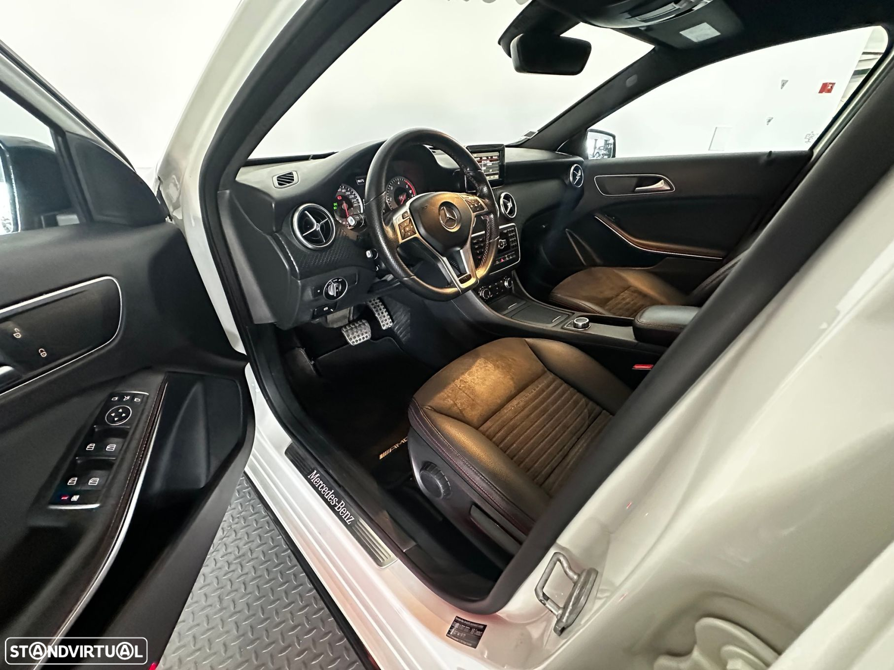 Mercedes-Benz A 180 d AMG Line Aut. - 12