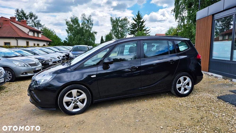 Opel Zafira 1.4 T Cosmo - 24