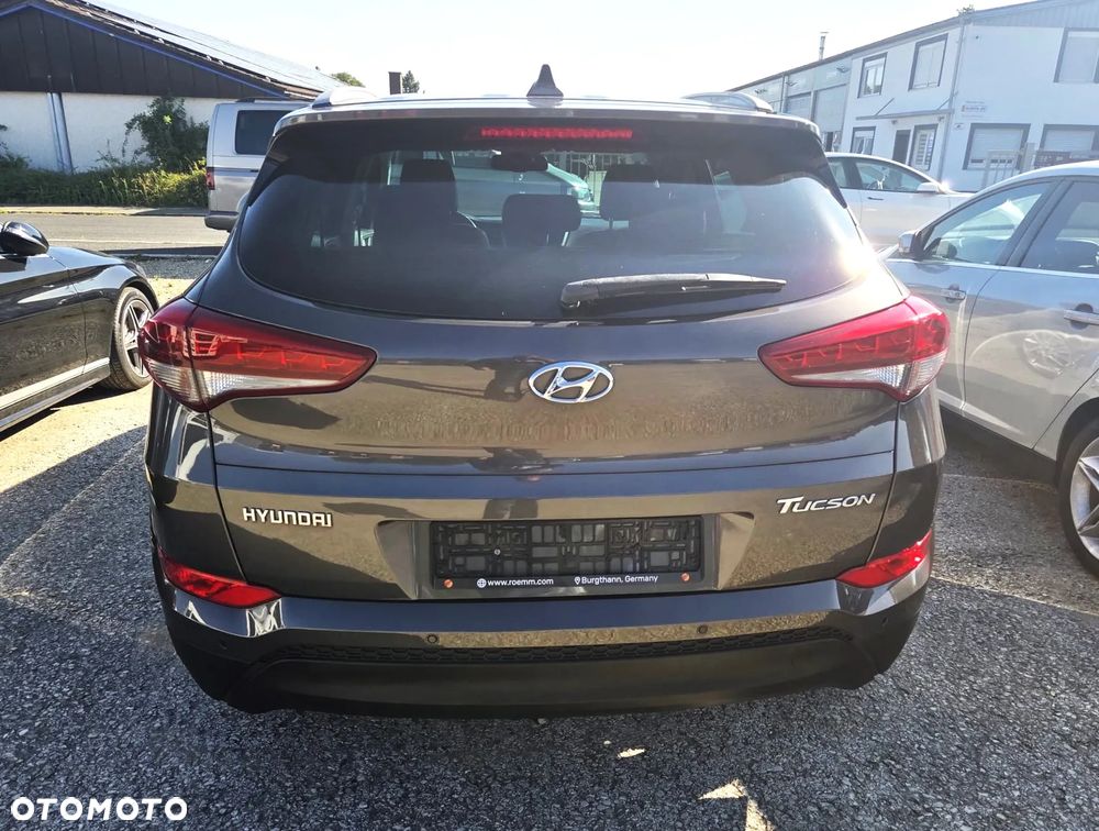 Hyundai Tucson 1.6 GDI BlueDrive Style 2WD - 14