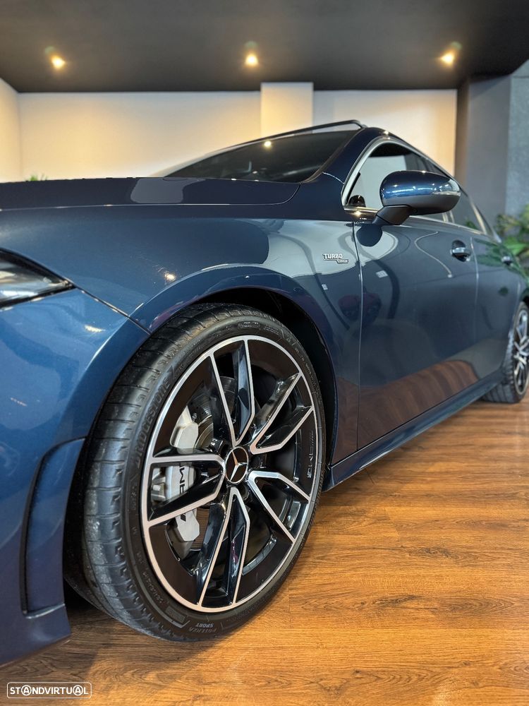 Mercedes-Benz A 35 AMG Limousine 4Matic - 6