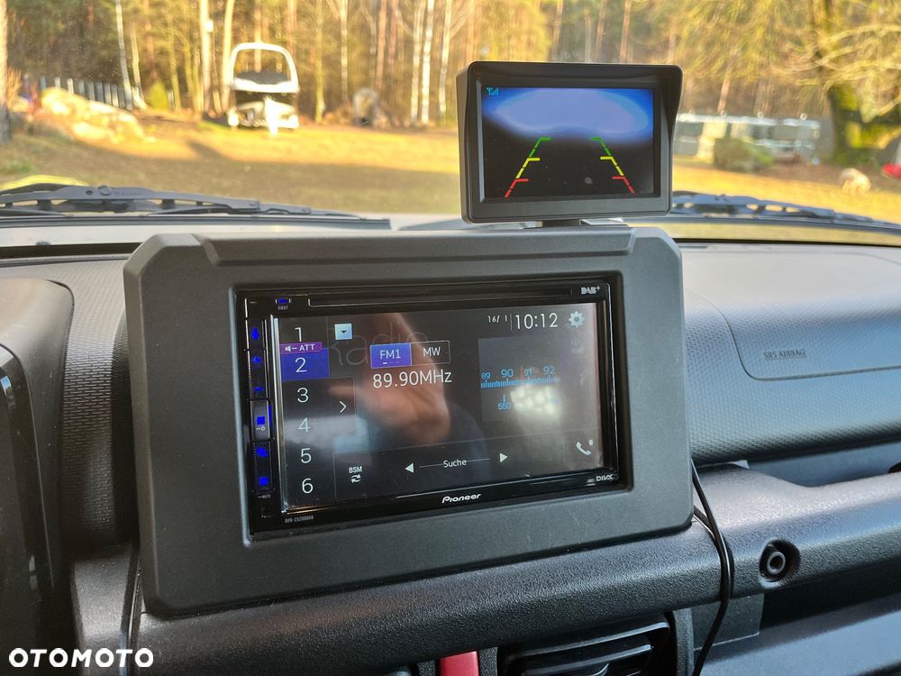 Suzuki Jimny 1.5 ALLGRIP Comfort - 24