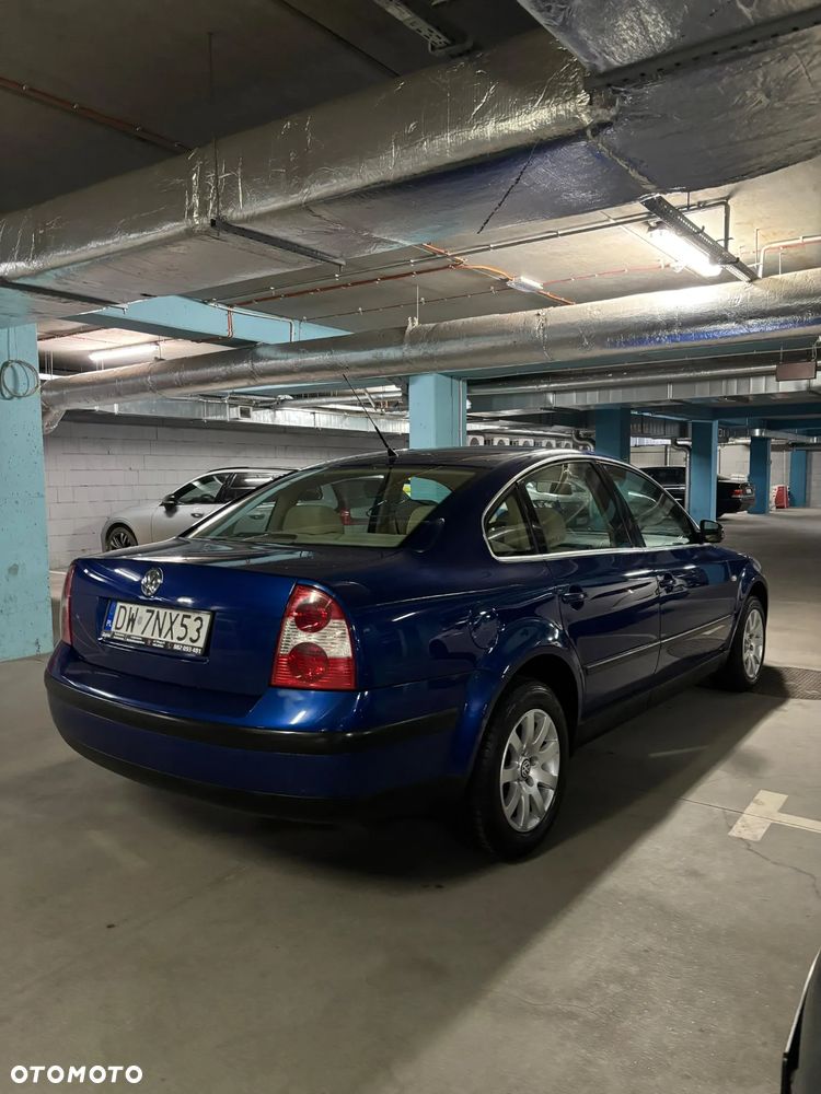 Volkswagen Passat 2.0 Basis - 6