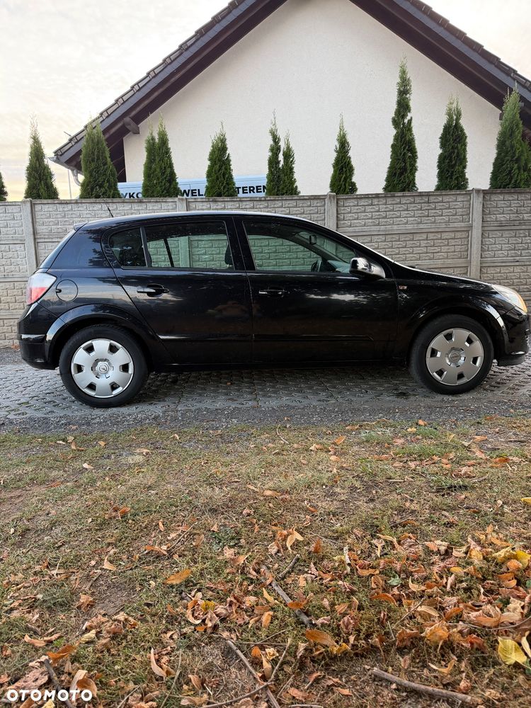 Opel Astra - 1