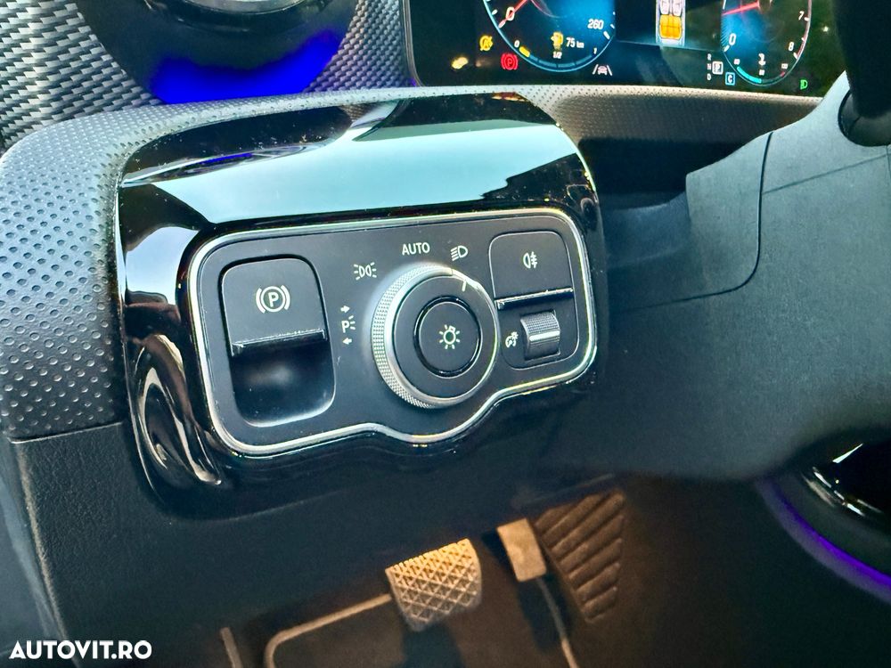 MERCEDES-BENZ A-Class 2021 — imagine 13
