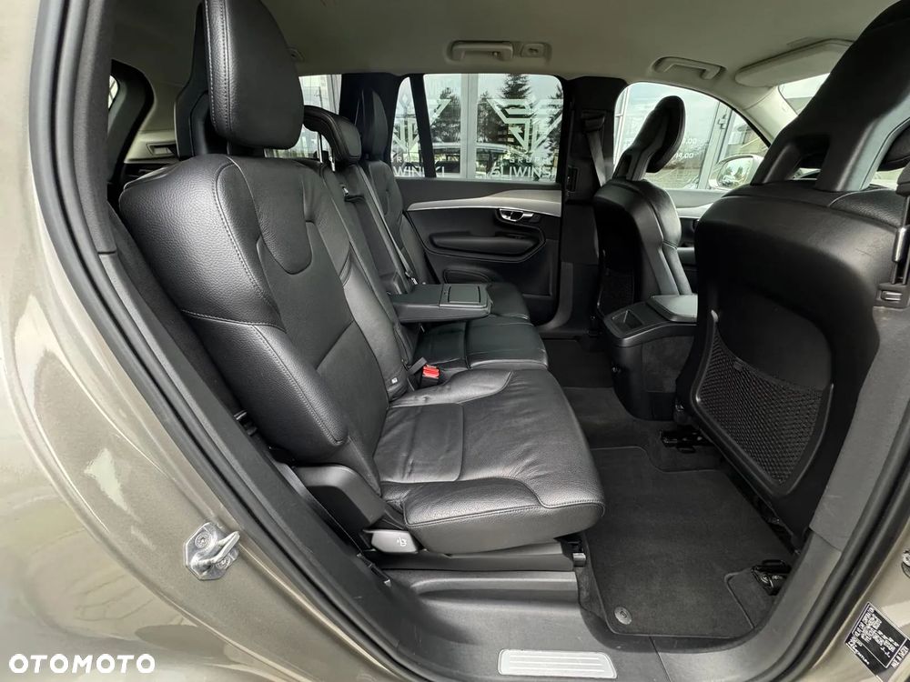 Volvo XC 90 B5 D AWD Geartronic Inscription - 24