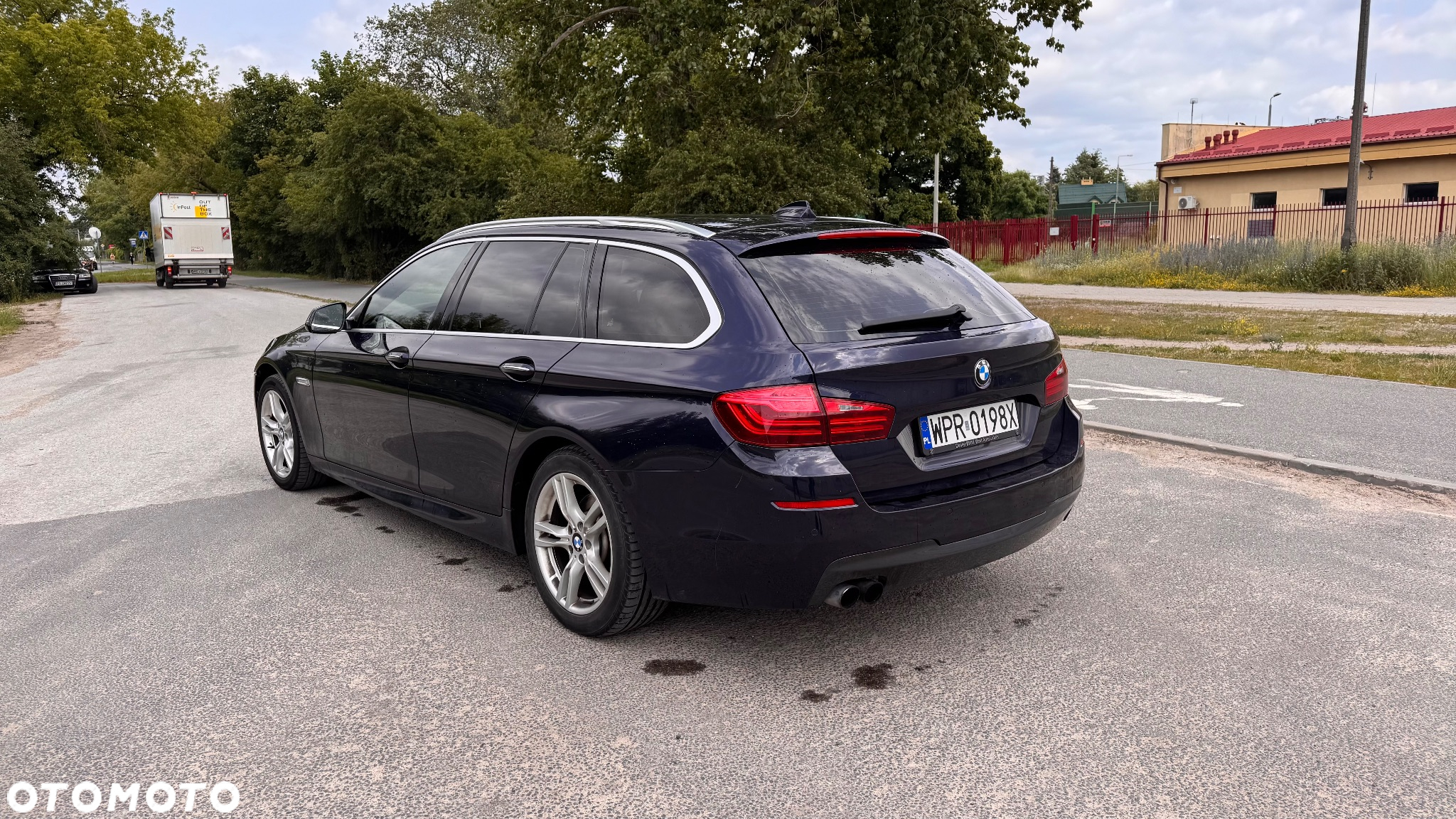 BMW Seria 5 520d Touring - 4