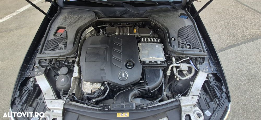 Mercedes-Benz E - 23