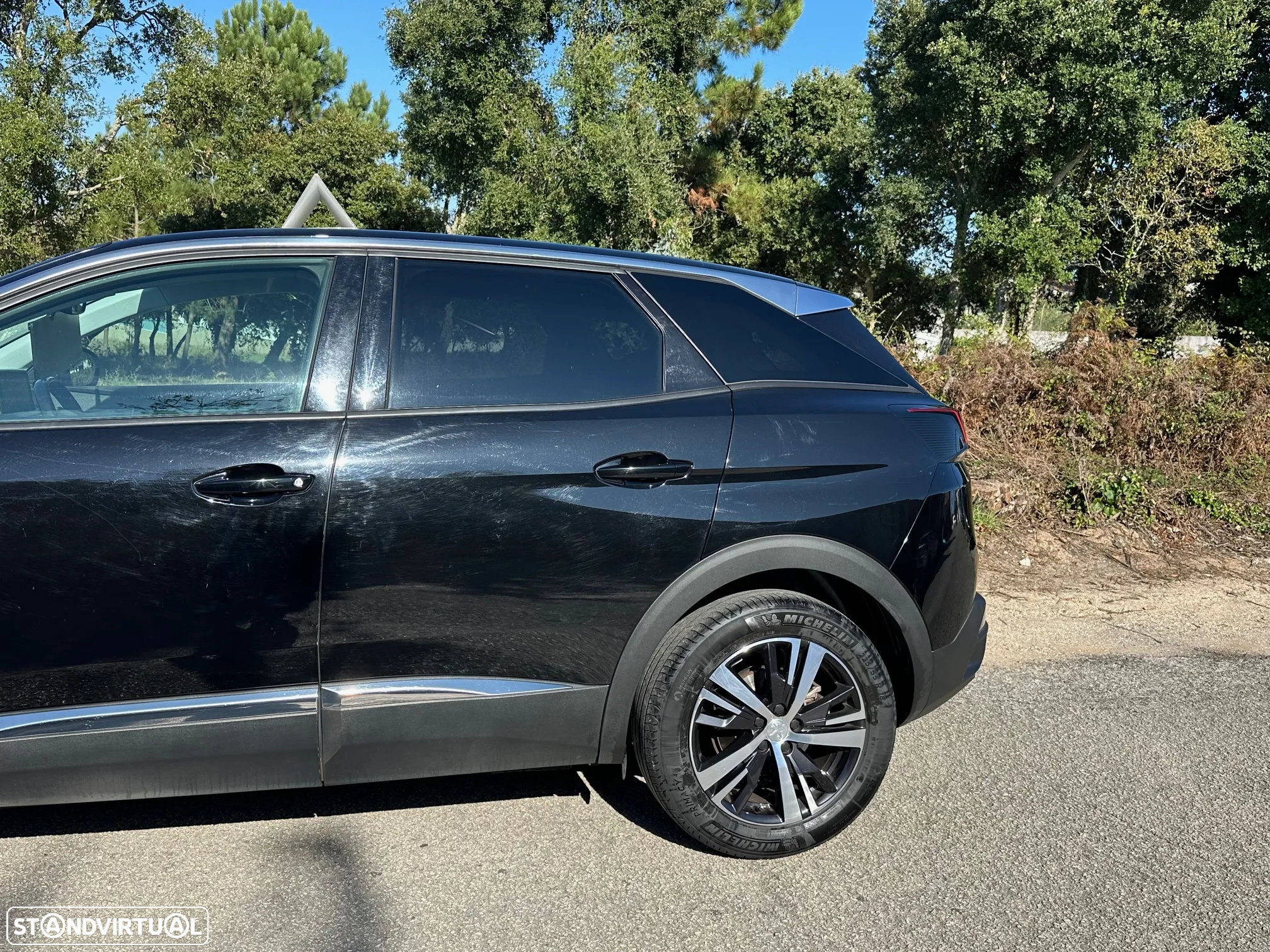 Peugeot 3008 1.5 BlueHDi Allure EAT8 - 3
