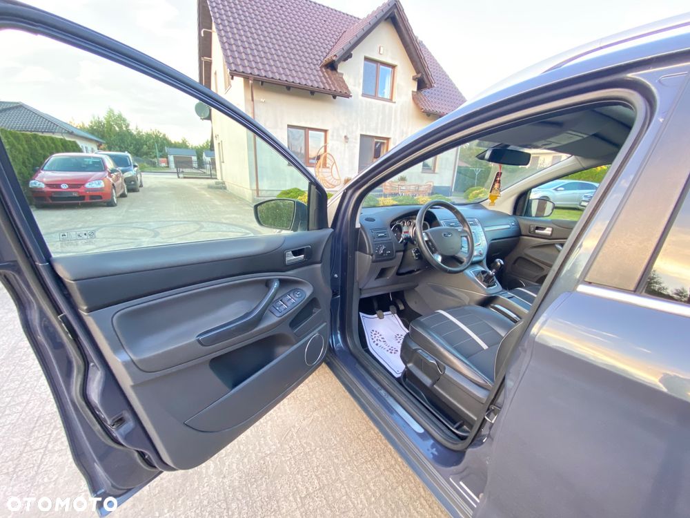 Ford Kuga 2.0 TDCi Titanium S - 23